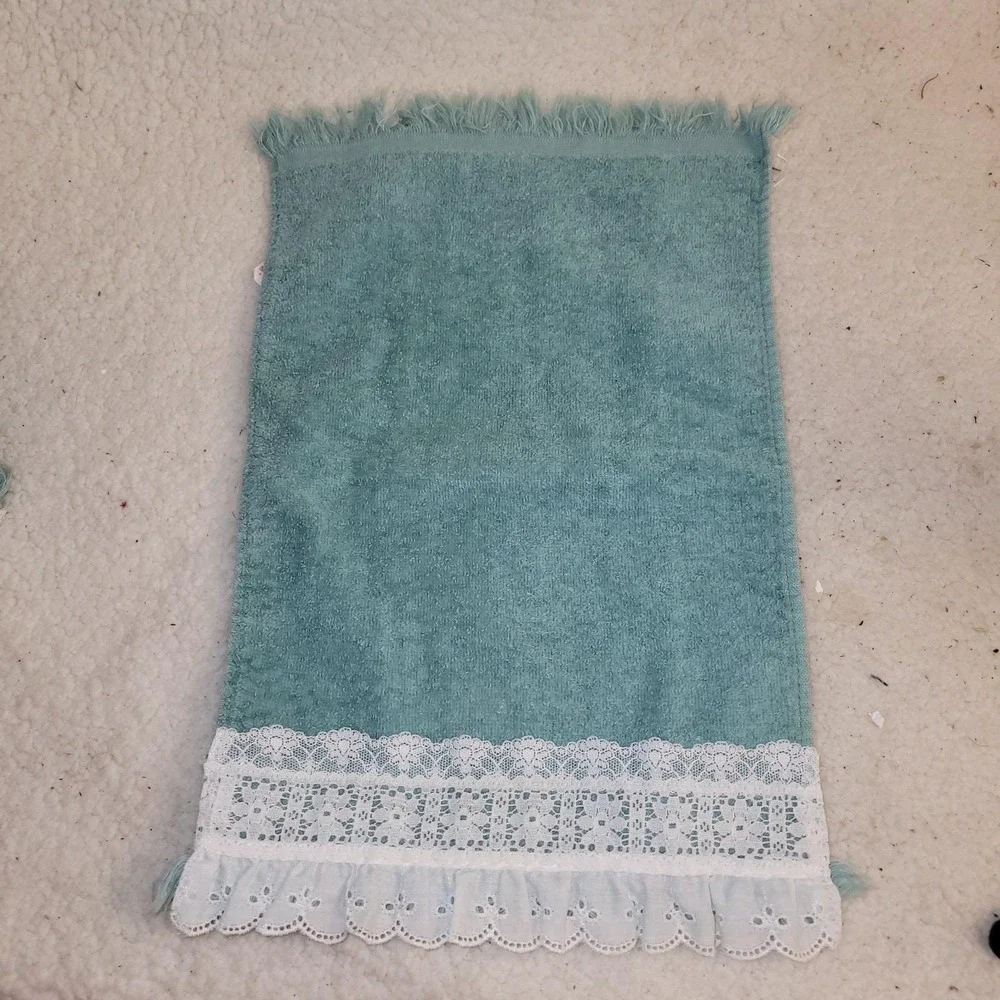 Vintage Cannon Lace Trim Hand Towels Seafoam Green Cotton‎ USA Set of 2